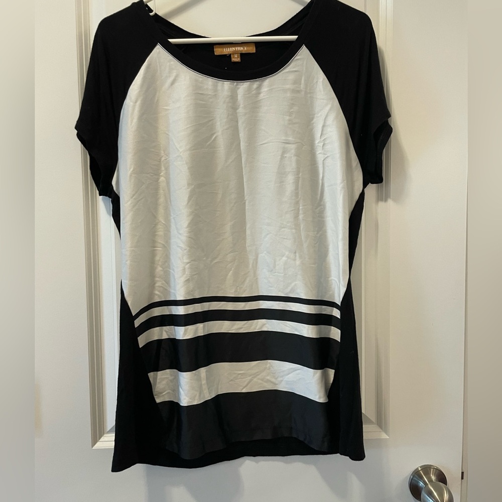 Ellen Tracy black & white top